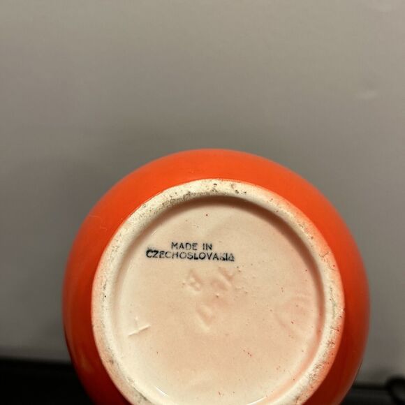 Vintage Small Red Teapot Made In Czechoslovakia - Picture 8 of 8